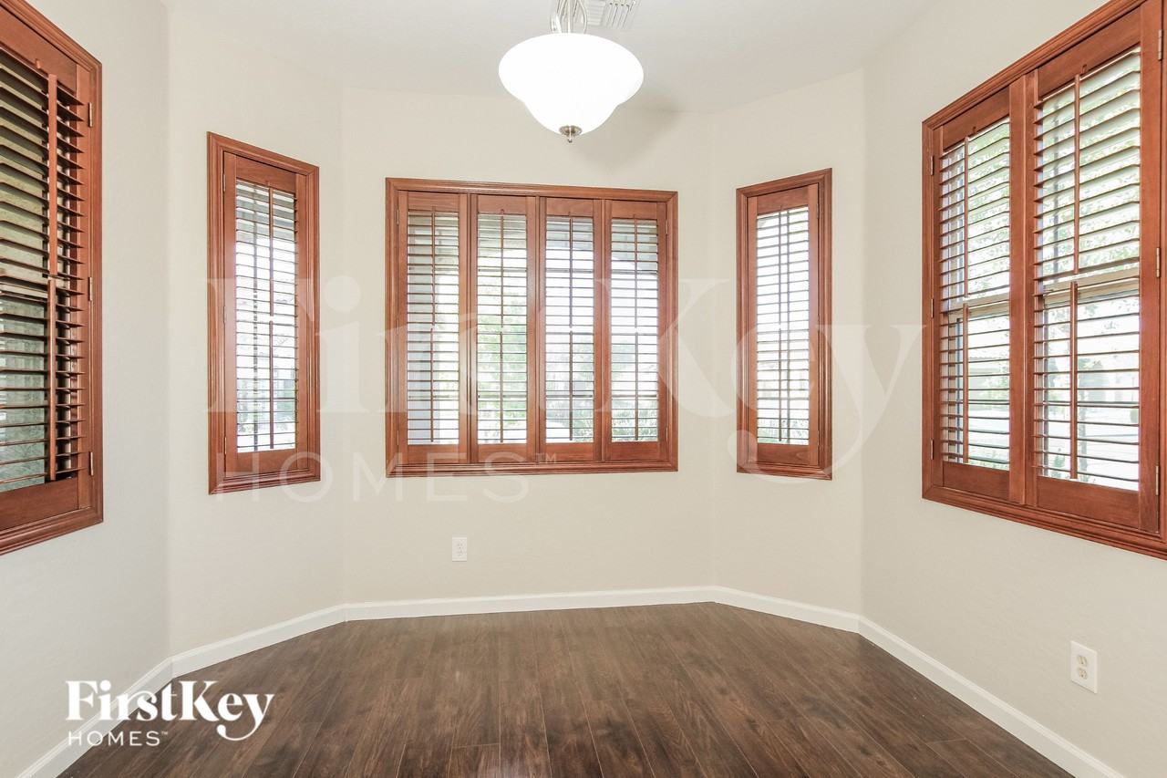 23587 W Harrison Dr - Photo 6 of 18