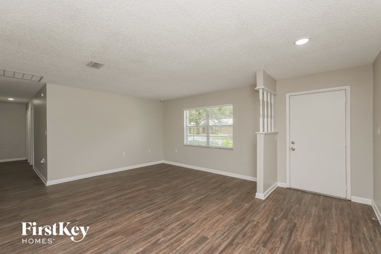 3382 Heather Glynn Dr - Photo 2 of 15