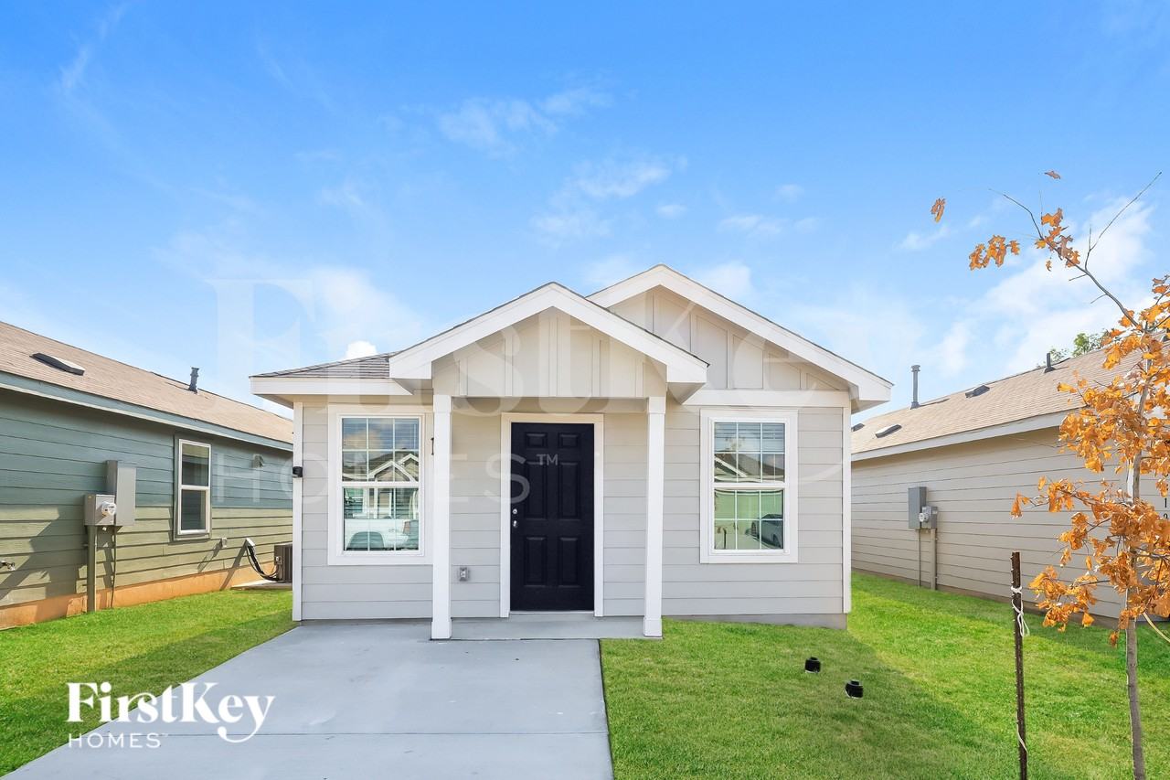 8323 Piedra Medina - Photo 2 of 18