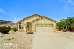 5240 N Spring Pointe Pl - Photo 1 of 1