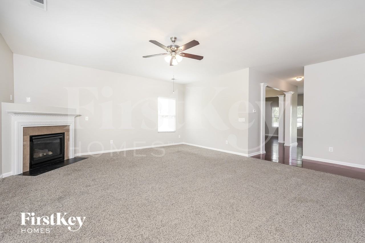 294 Hartsfield Forrest Dr - Photo 7 of 16