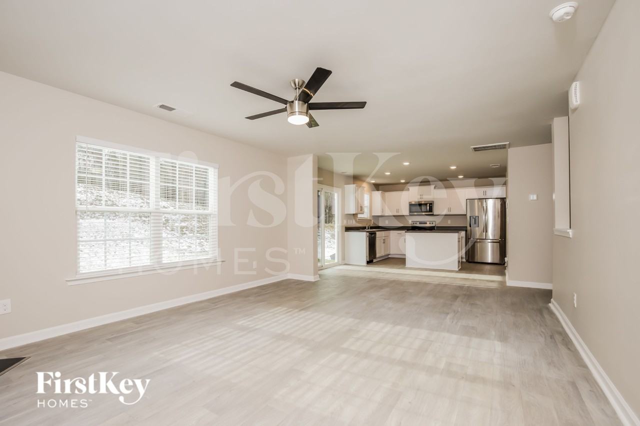 2043 Longshadow St - Photo 4 of 19