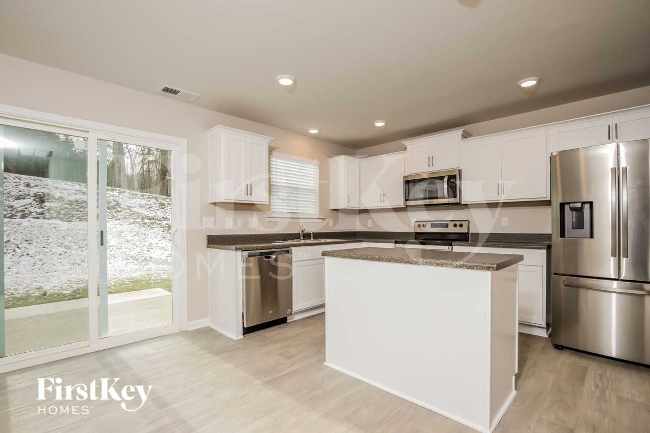 2043 Longshadow St - Photo 5 of 19