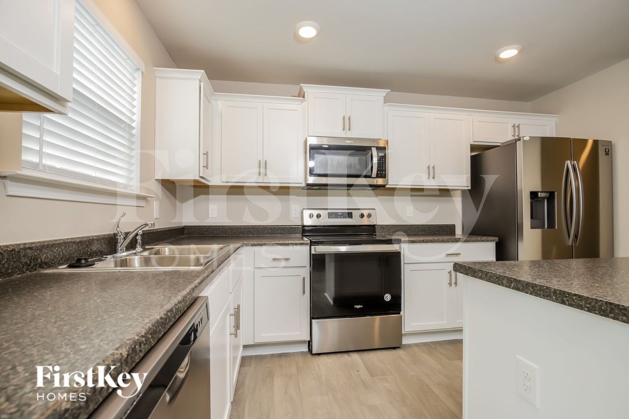 2043 Longshadow St - Photo 6 of 19