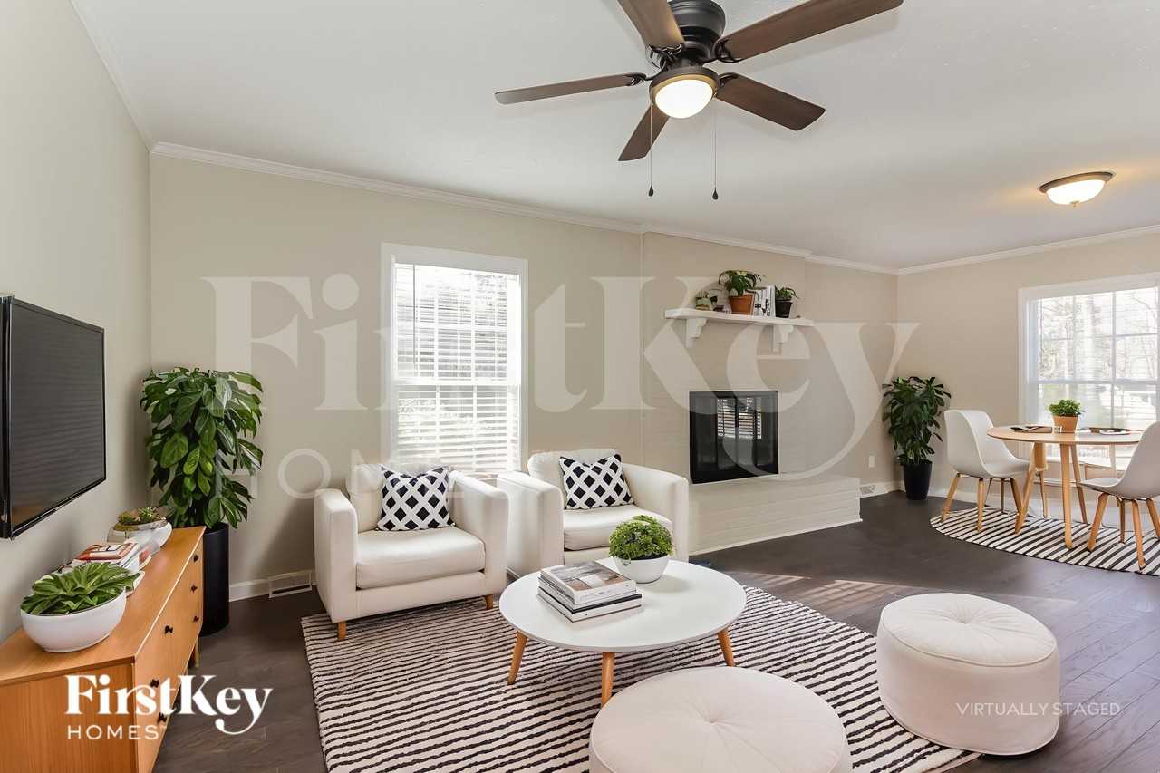 10601 Parlor Rd - Photo 6 of 18