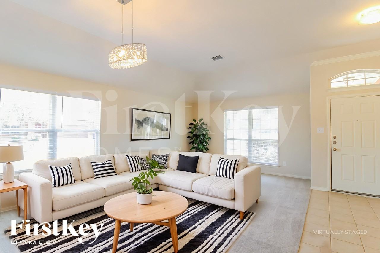 2865 Evening Mist Dr - Photo 5 of 18