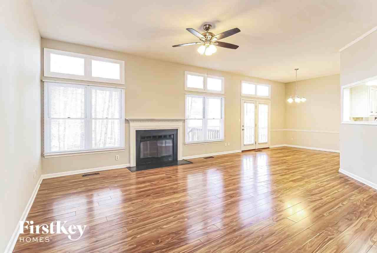 6507 River Hills Dr - Photo 2 of 15