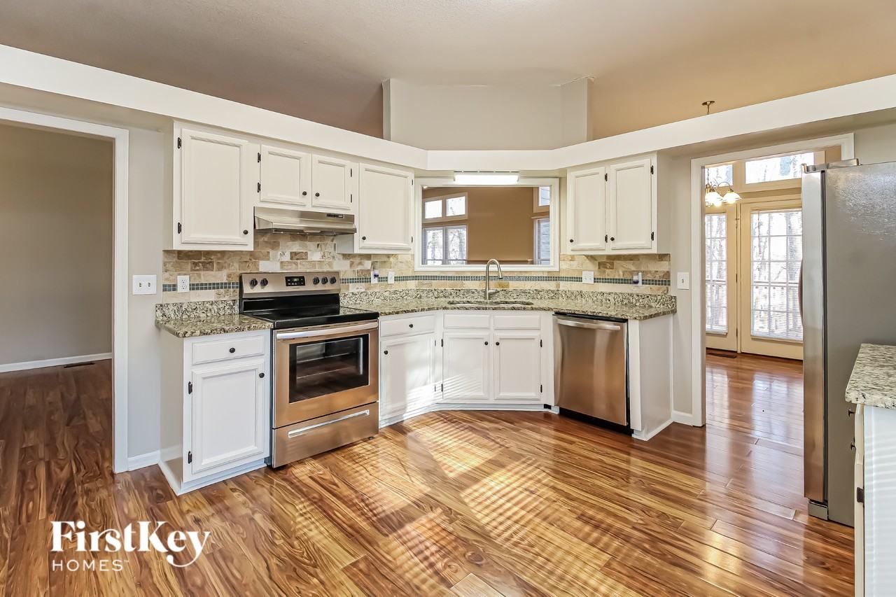 6507 River Hills Dr - Photo 4 of 15