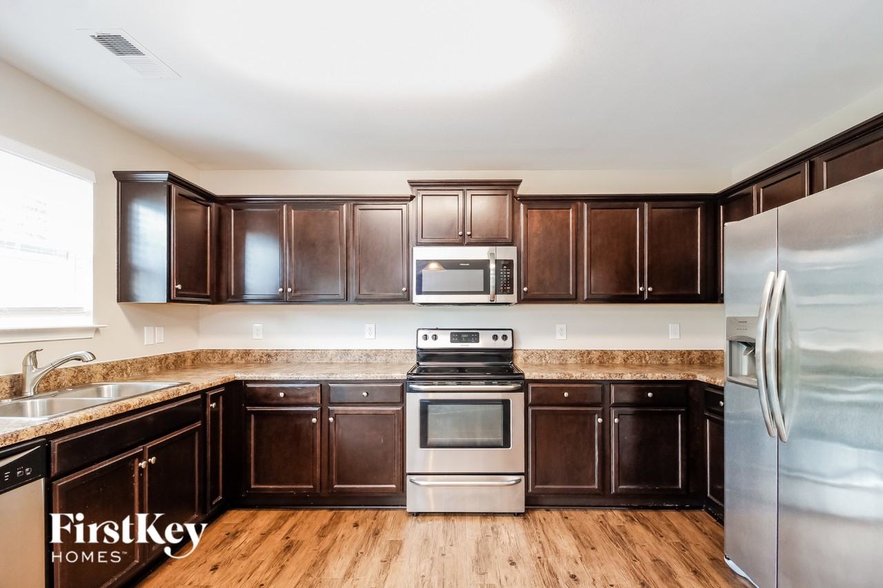 110 Birch Creek Rd - Photo 5 of 15