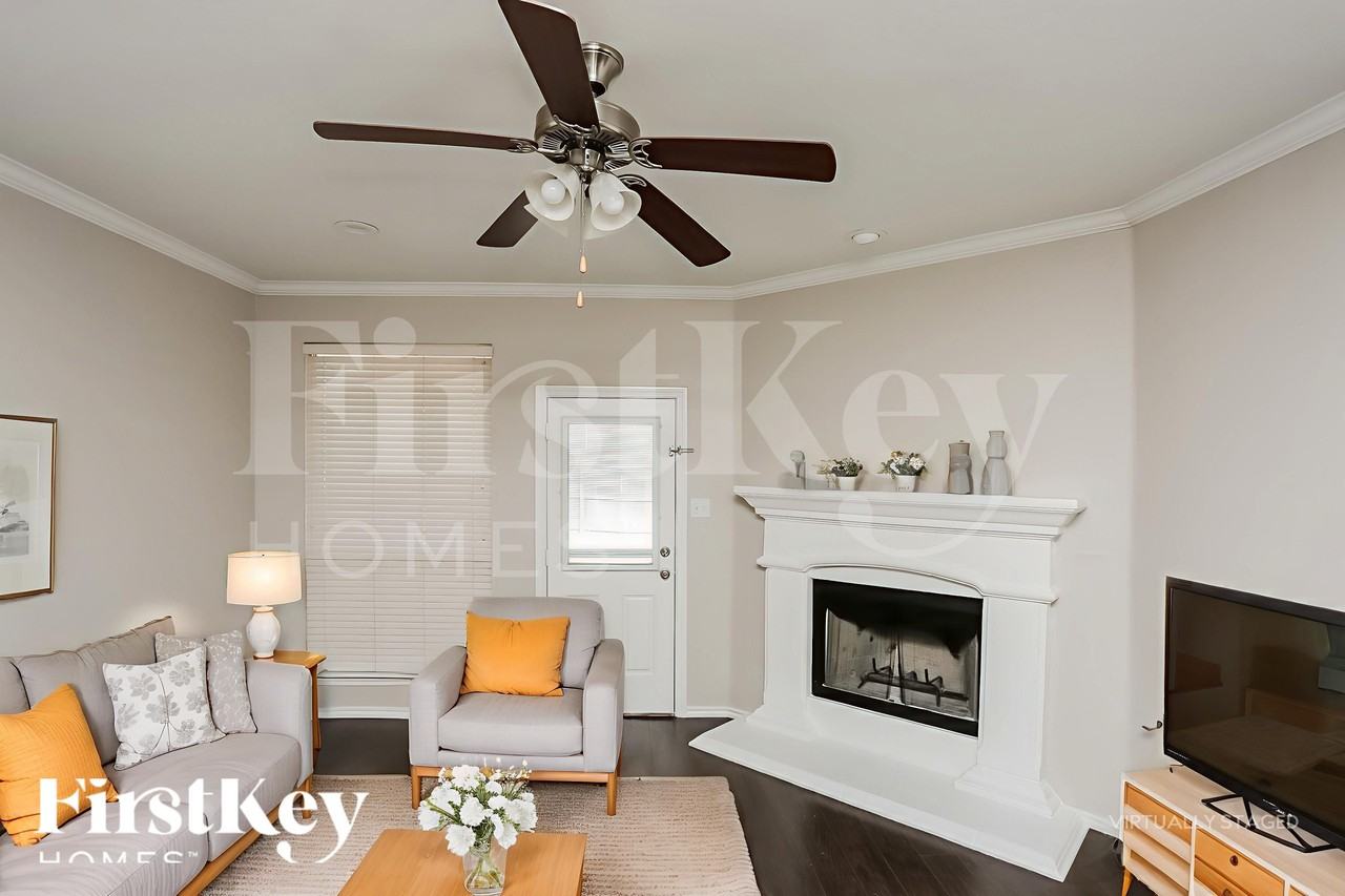 6208 Charisma Ct - Photo 3 of 18