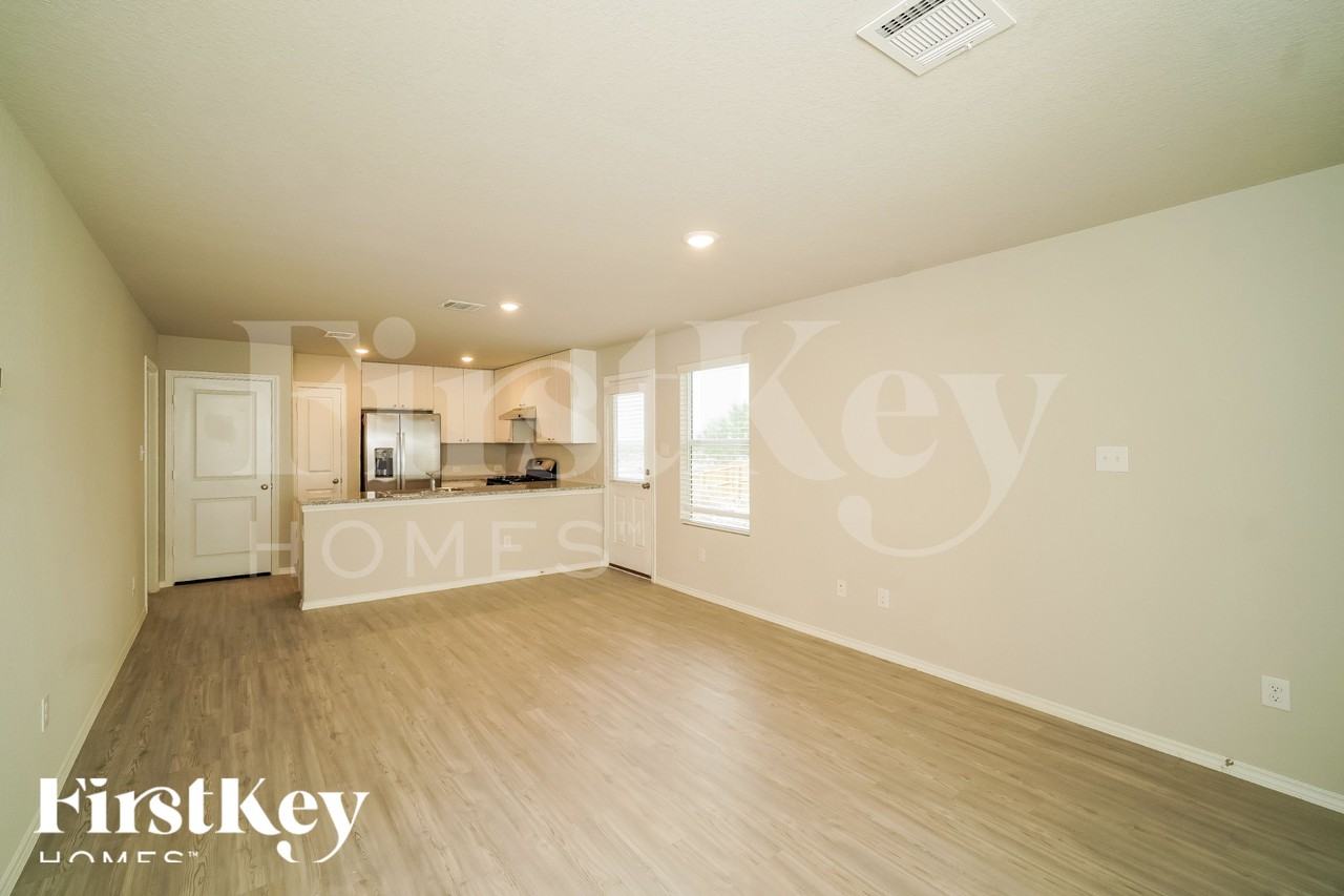 3314 Carducci Dr - Photo 3 of 18