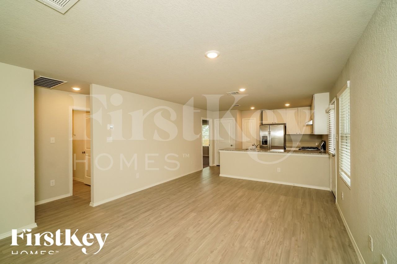 3314 Carducci Dr - Photo 6 of 18