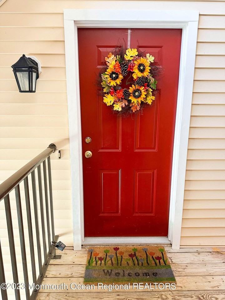 2 Basset Ct - Photo 2 of 30