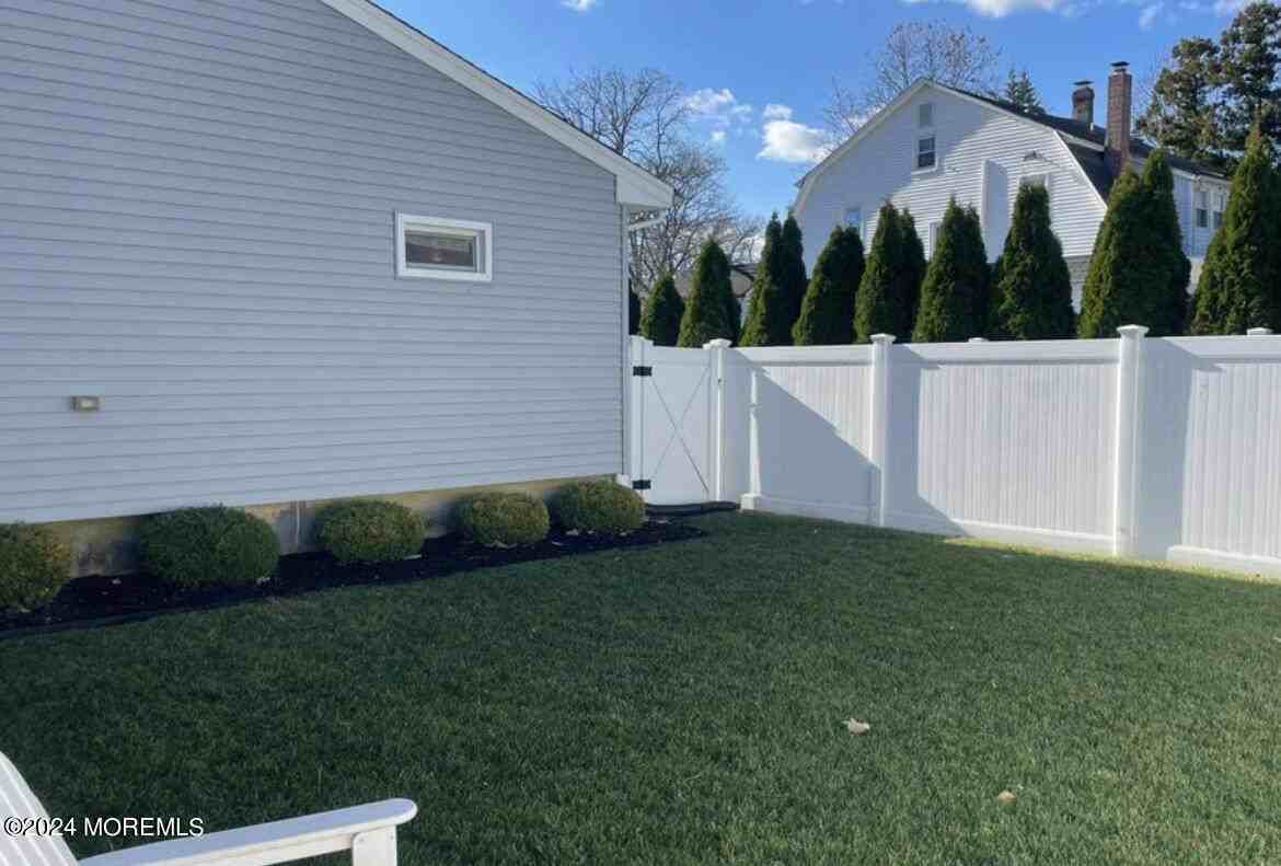 509 Laurel Ave - Photo 5 of 31