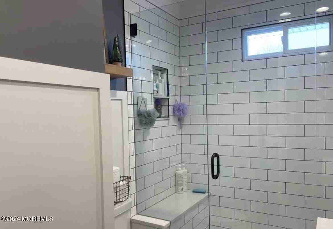 509 Laurel Ave - Photo 7 of 17