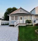 546 E Bayview Ave - Photo 1 of 1