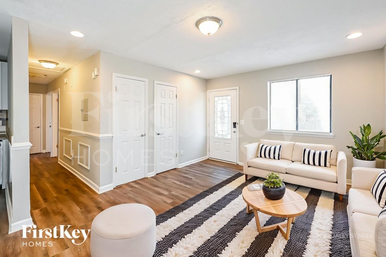 1506 Spender Dr - Photo 3 of 19