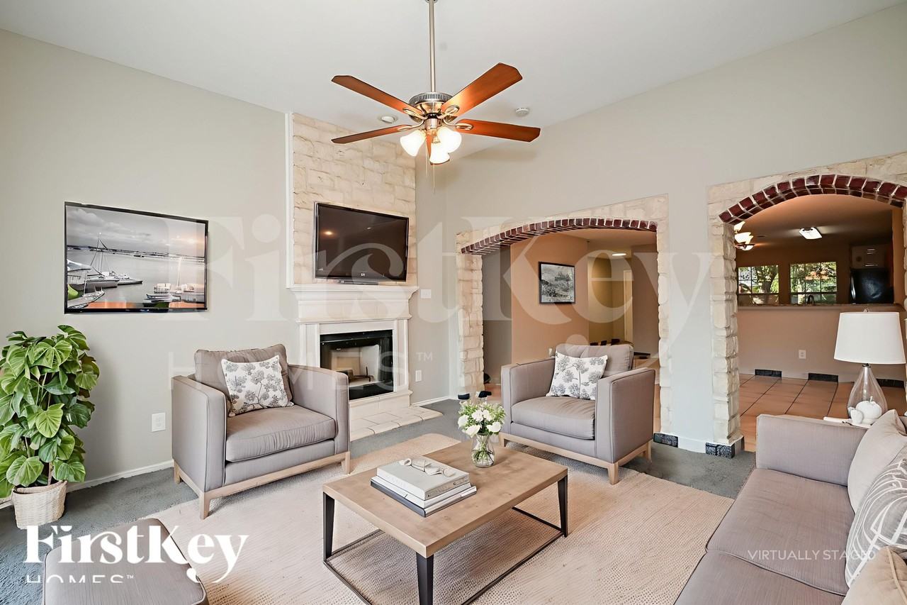 2969 Saint Albert Dr - Photo 4 of 18