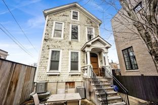 1028 W Wolfram St Apt 2r #2R - Photo 1 of 1