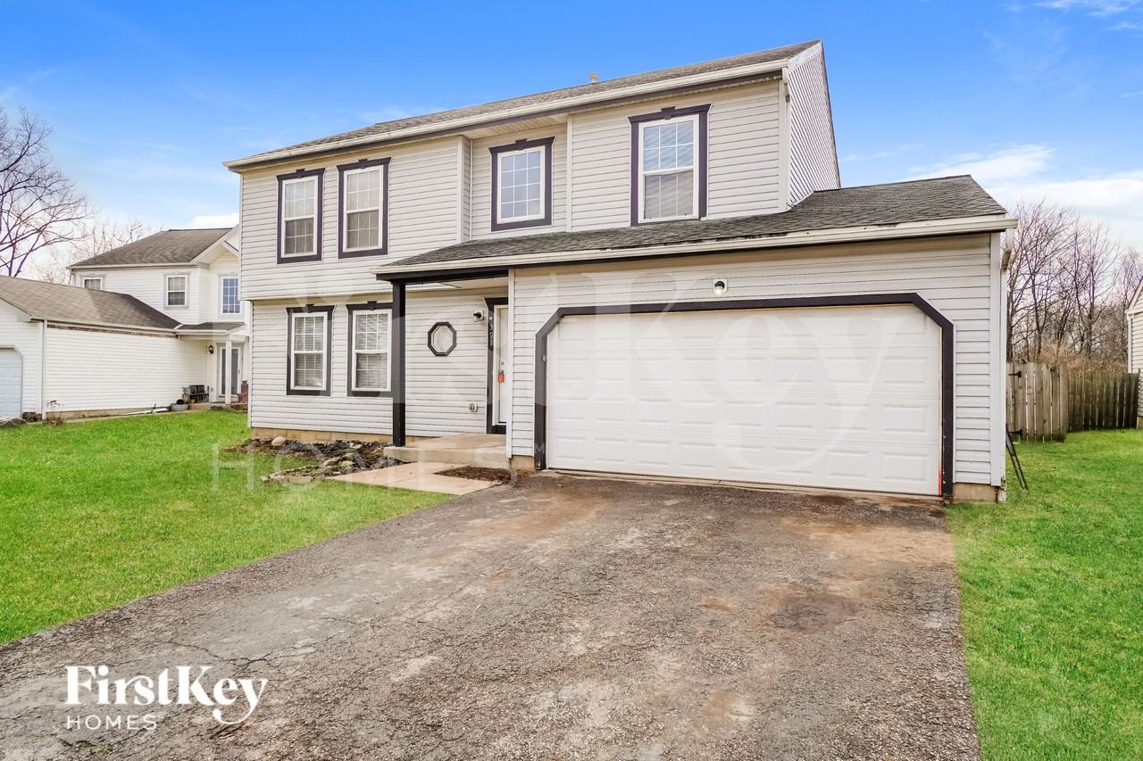 391 Oak Village Dr - Photo 2 of 16