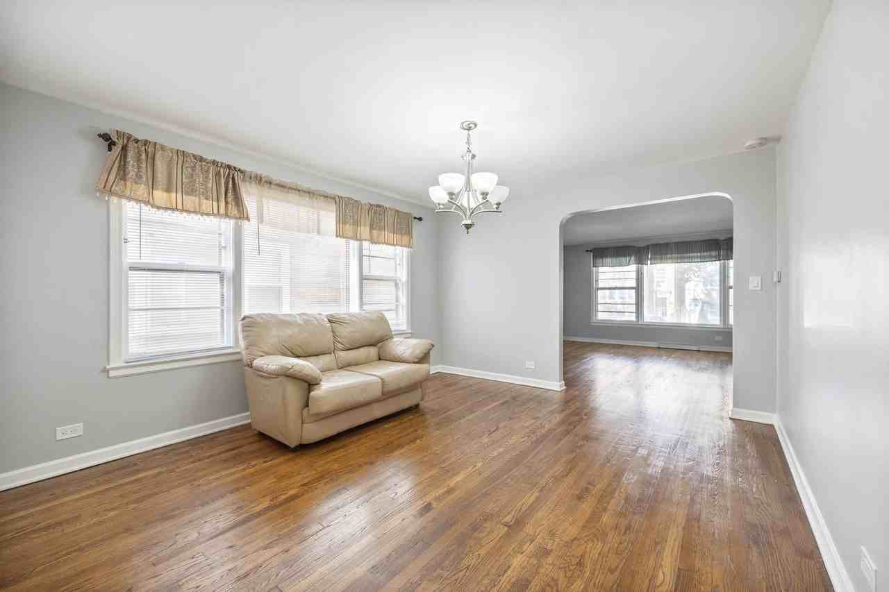 5429 N Kimball Ave Unit 1 #1 - Photo 4 of 11