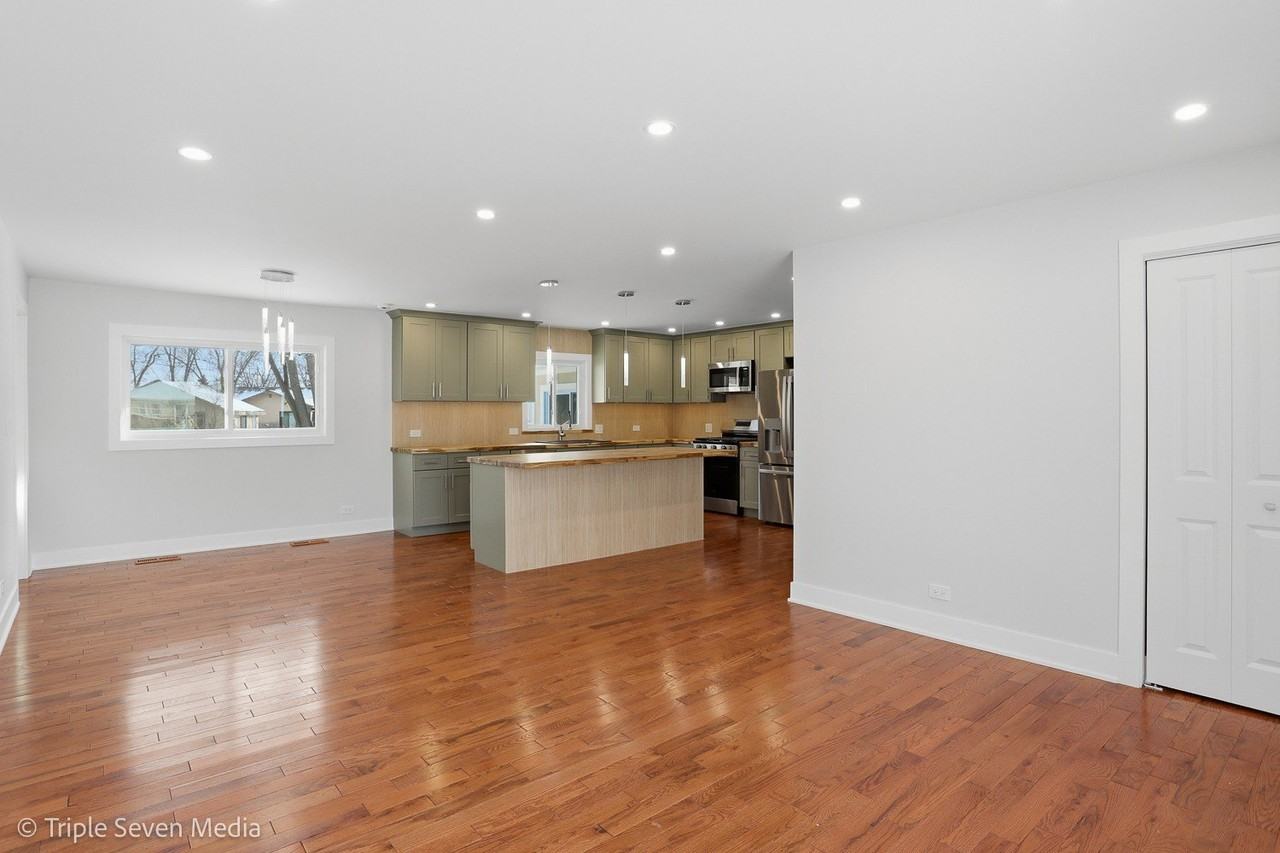 505 Geronimo St - Photo 3 of 40