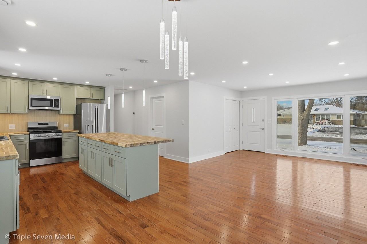 505 Geronimo St - Photo 4 of 40