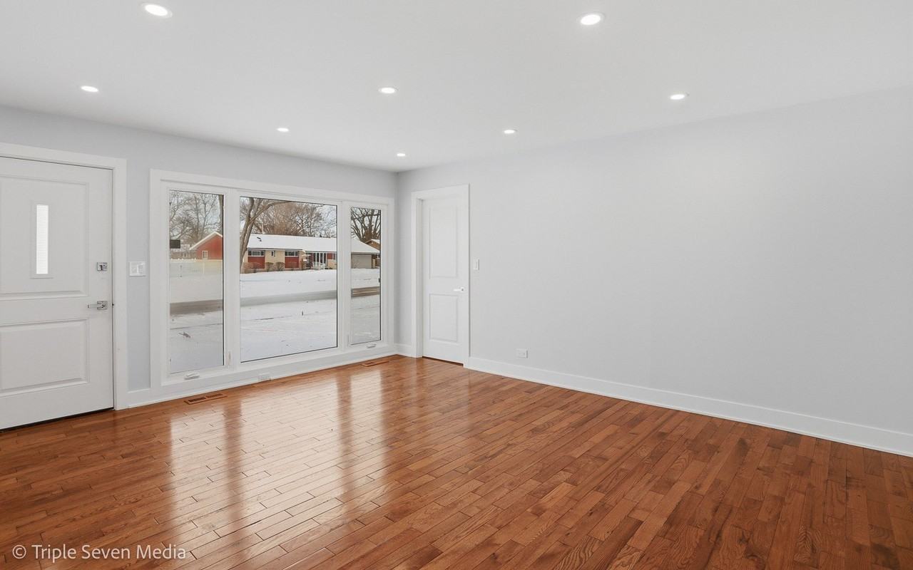 505 Geronimo St - Photo 6 of 40