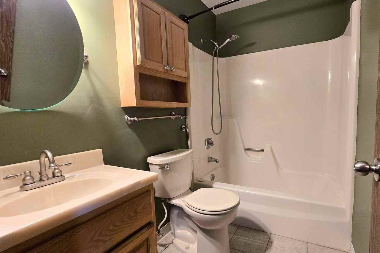 903 Bidwell Dr - Photo 6 of 13