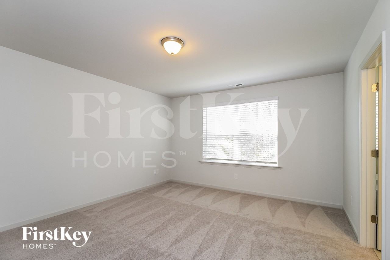 6410 Beaver Pond Ct - Photo 7 of 18