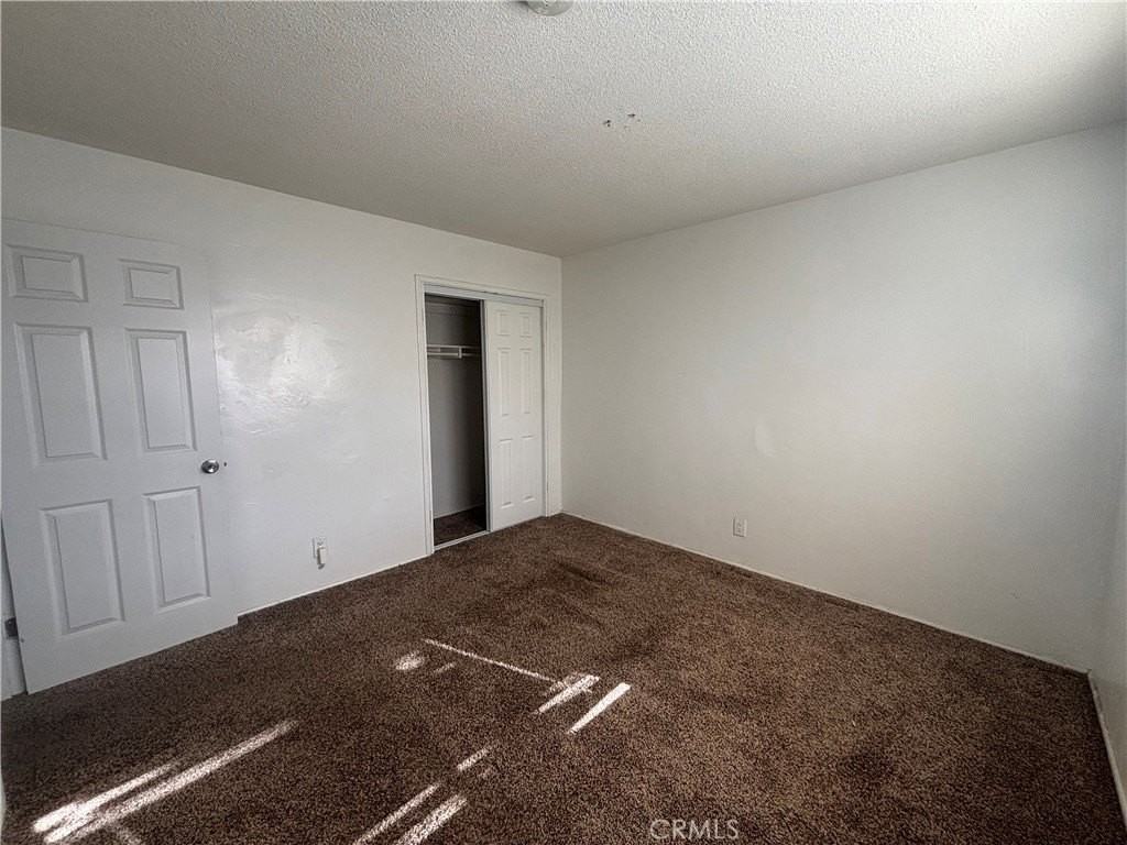 701 E Oakland Ave - Photo 7 of 10