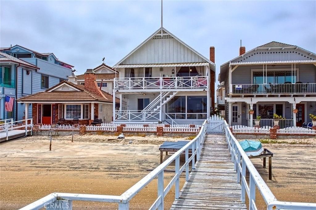 415 E Edgewater Ave - Photo 2 of 16