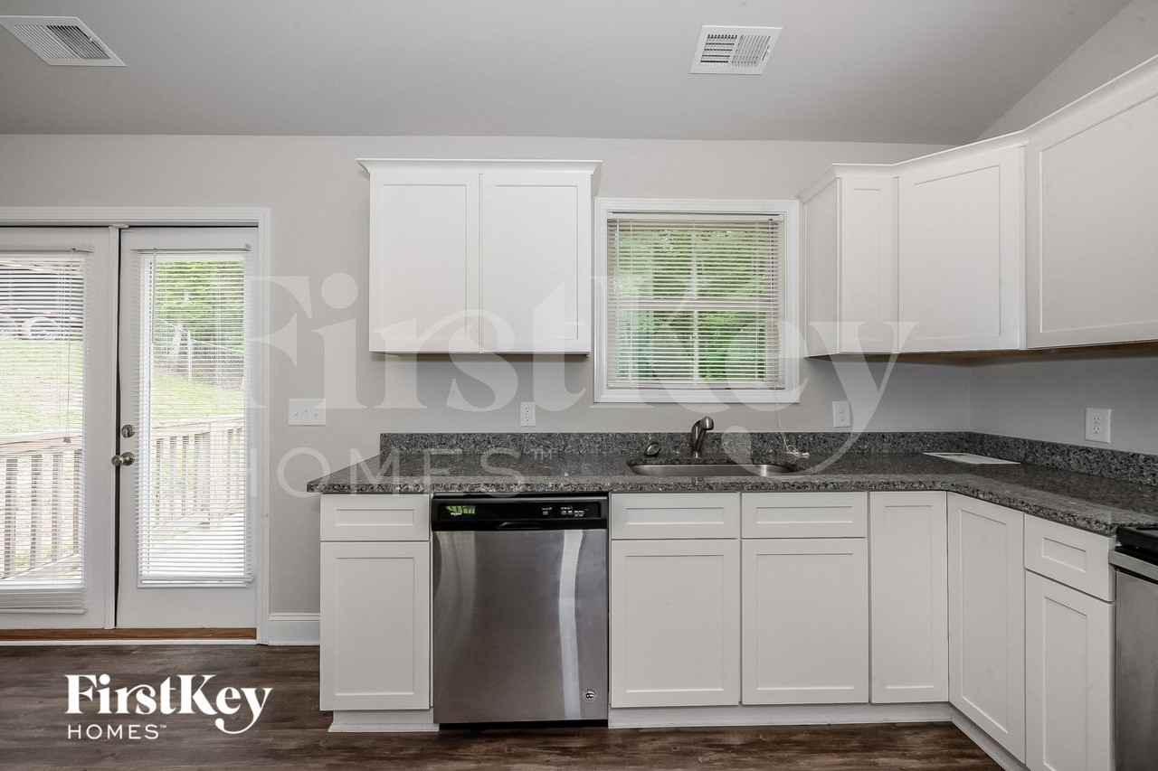 6950 Crooked O Trl - Photo 7 of 15