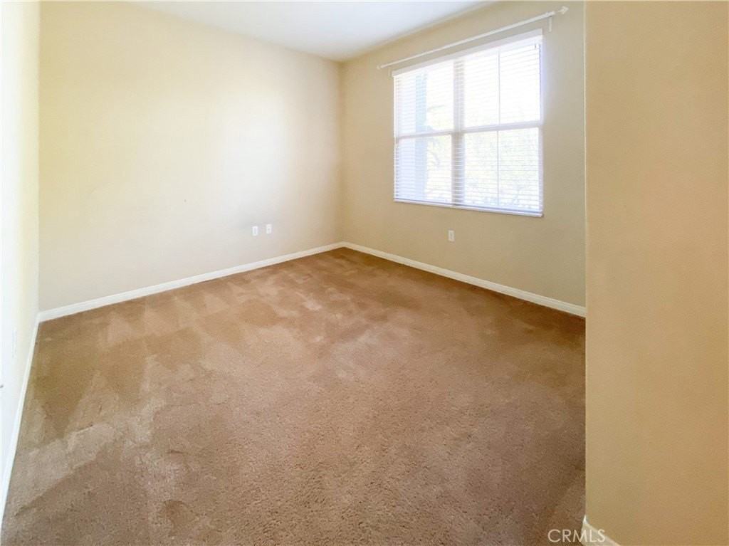 131 Thornhurst - Photo 6 of 15