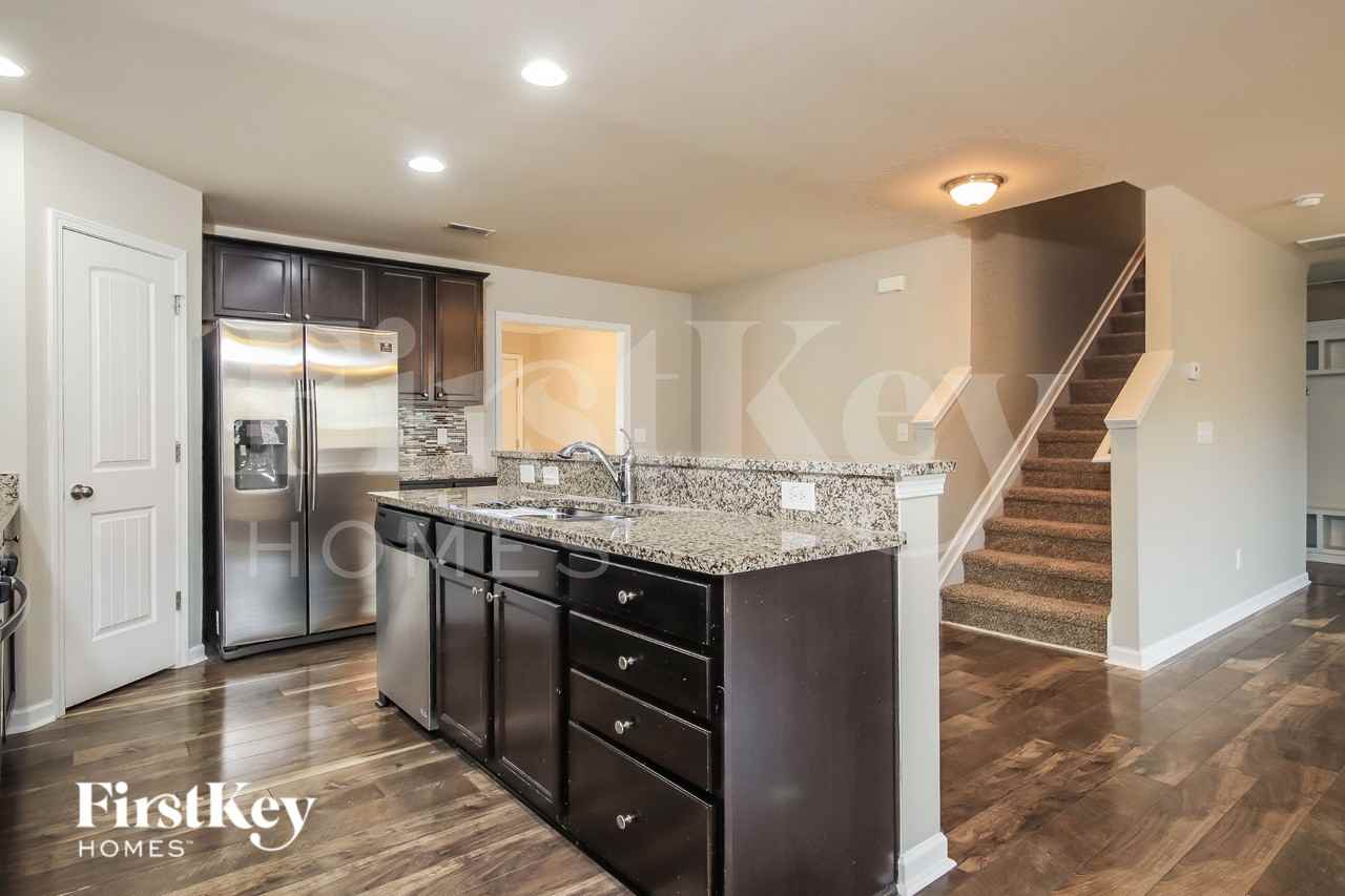 4361 Prairie Creek Trl - Photo 7 of 18