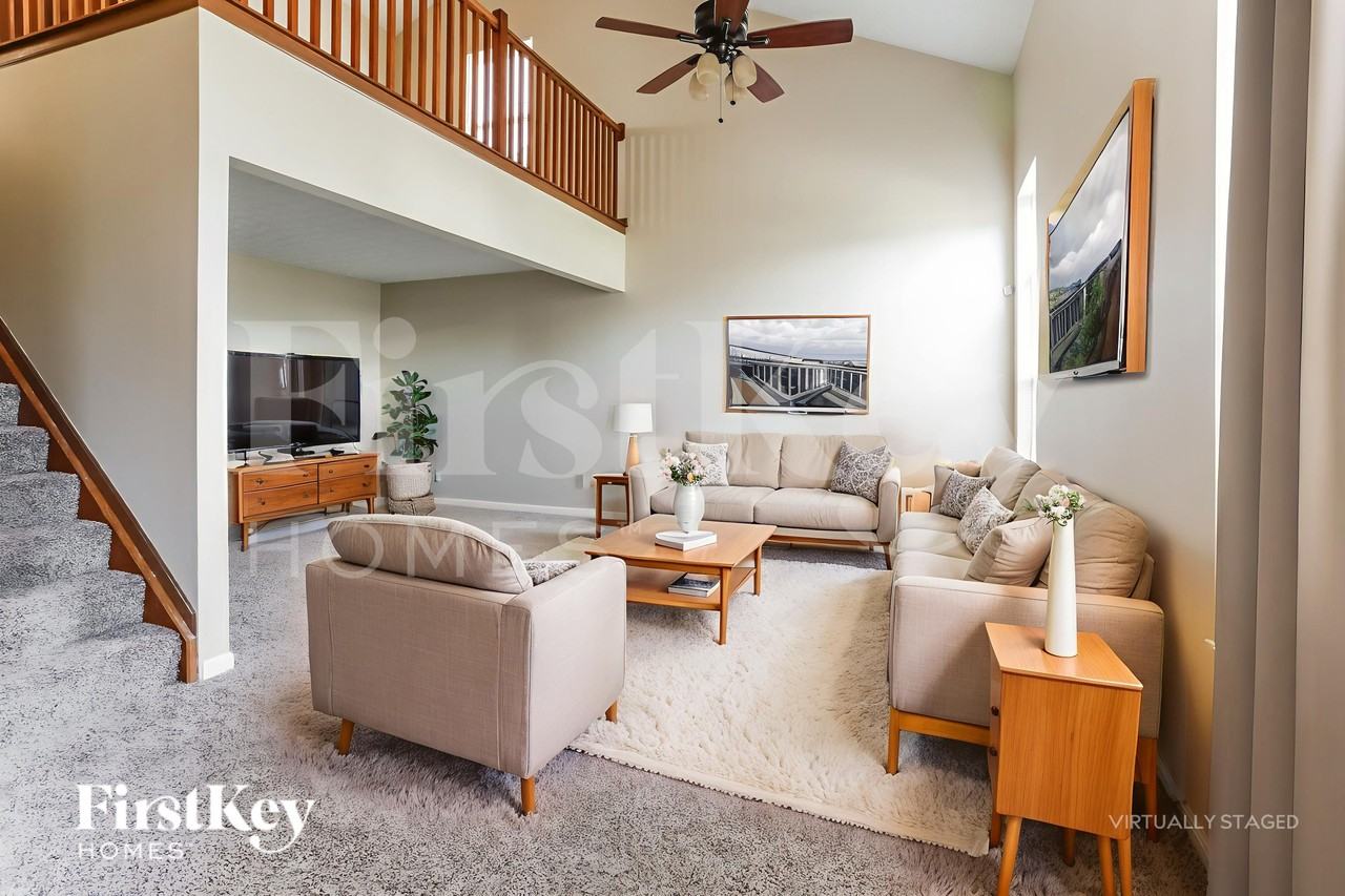 3955 Rosette Dr - Photo 3 of 19