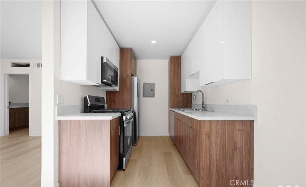 7961 Willis Ave #17 - Photo 4 of 18