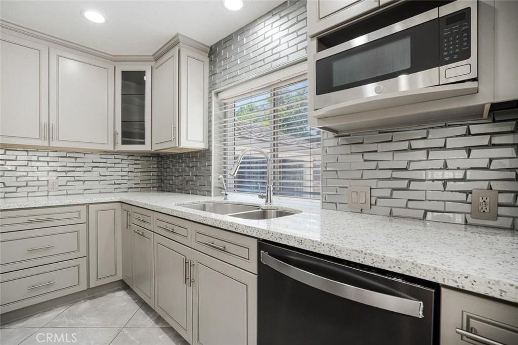 22301 Michale St - Photo 5 of 19