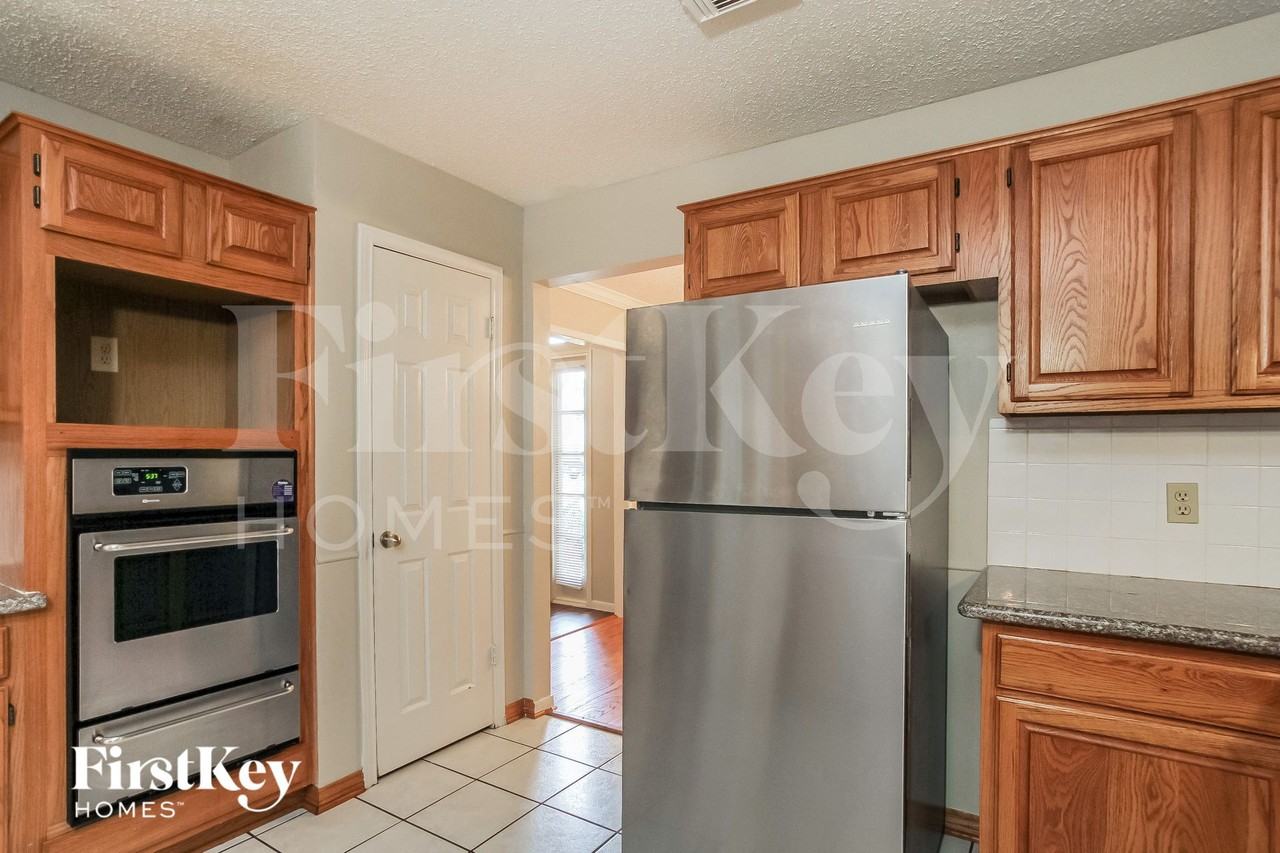 17026 River Willow Dr - Photo 7 of 15