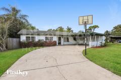 1381 Viburnum Ln - Photo 1 of 1