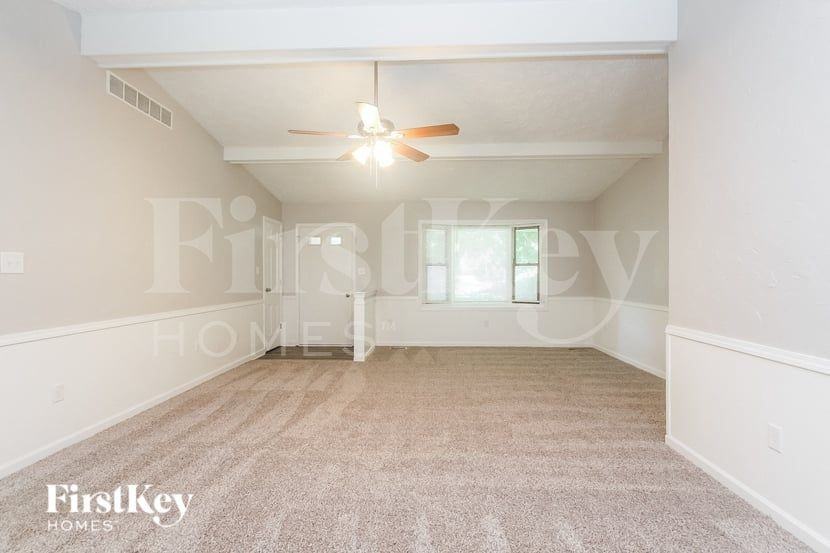 127 E Edgewood Ave - Photo 2 of 15