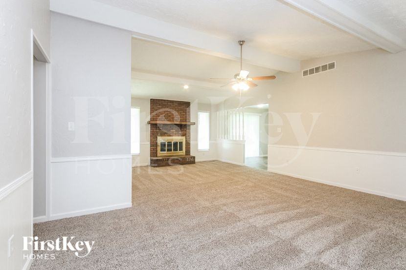 127 E Edgewood Ave - Photo 5 of 15