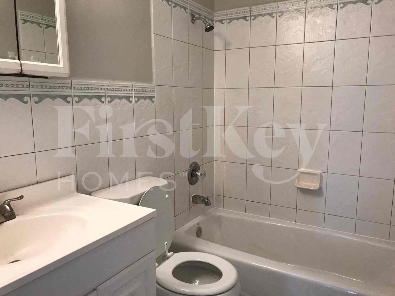 112 Stafford Pl - Photo 6 of 19