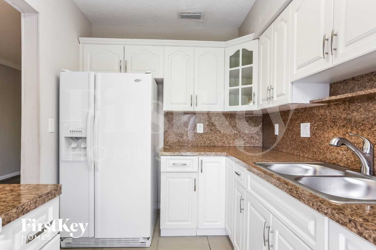 1078 Nest - Photo 7 of 15