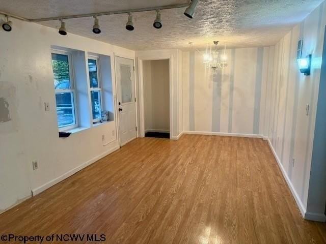 99 Apolla Dr - Photo 2 of 12