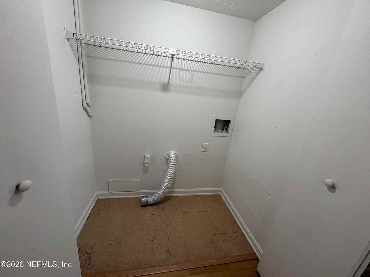 4647 Barnes Rd - Photo 7 of 11