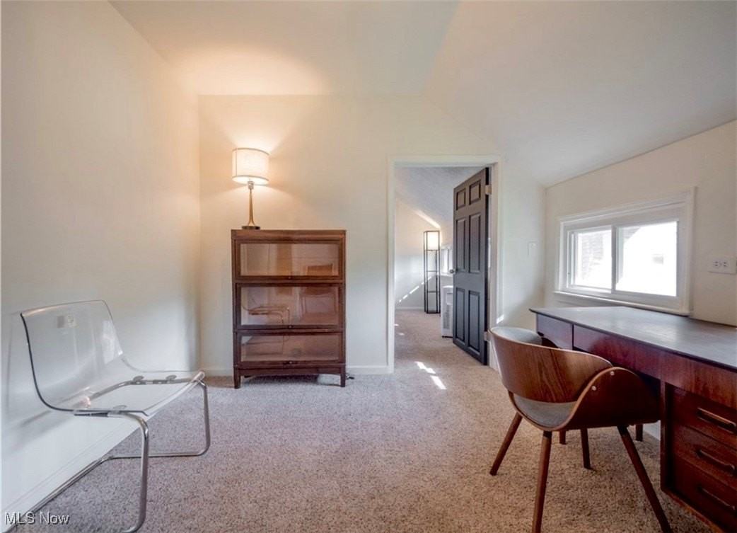 3915 John Ave - Photo 5 of 23