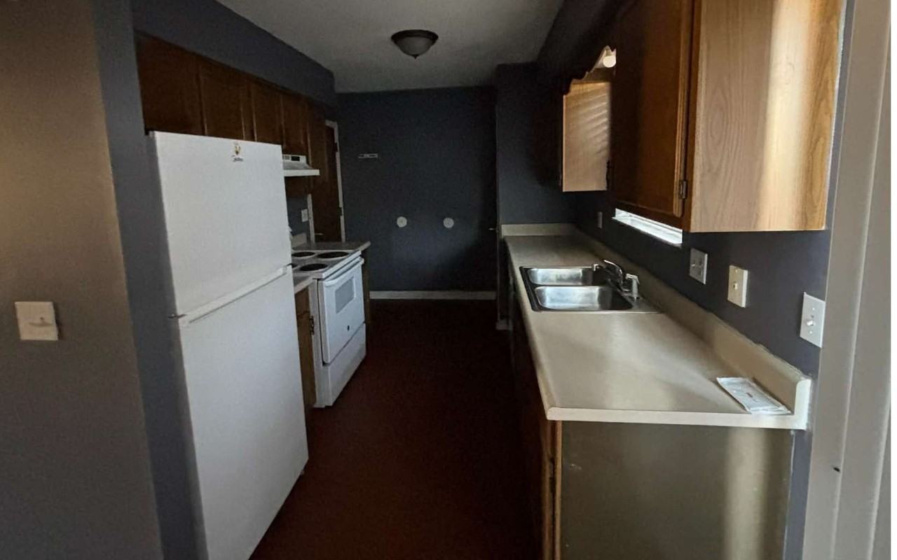 3811 NW ARCHER 102 - Photo 4 of 9