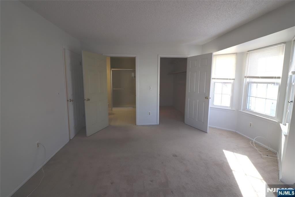 656 Plum Ter - Photo 7 of 13