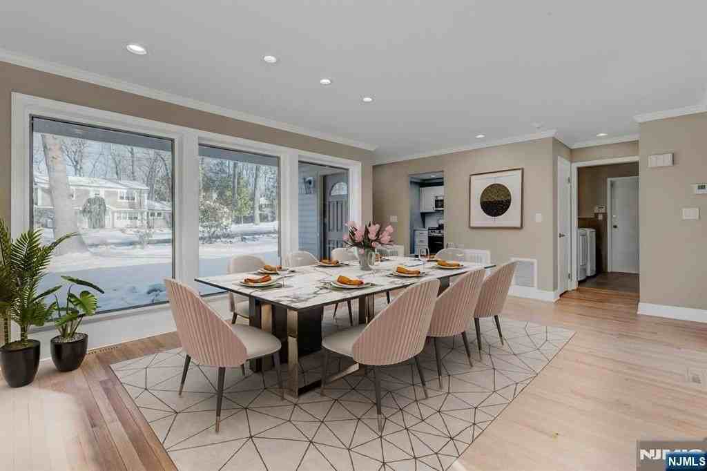 16 Cypress Peak Ln - Photo 6 of 34